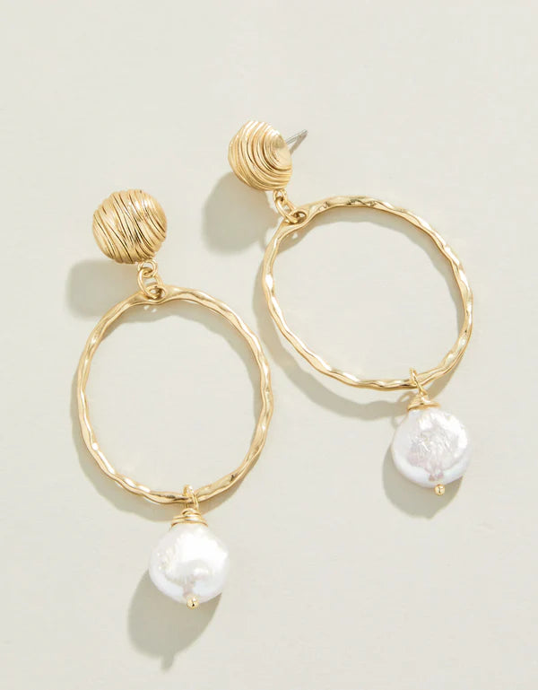 PEYTON EARRINGS - Molly's! A Chic and Unique Boutique 