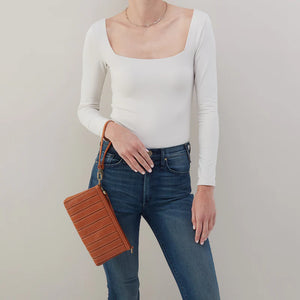 DARCY CROSSBODY- BURNISHED CARAMEL