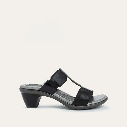 FORM BLACK - Molly's! A Chic and Unique Boutique 