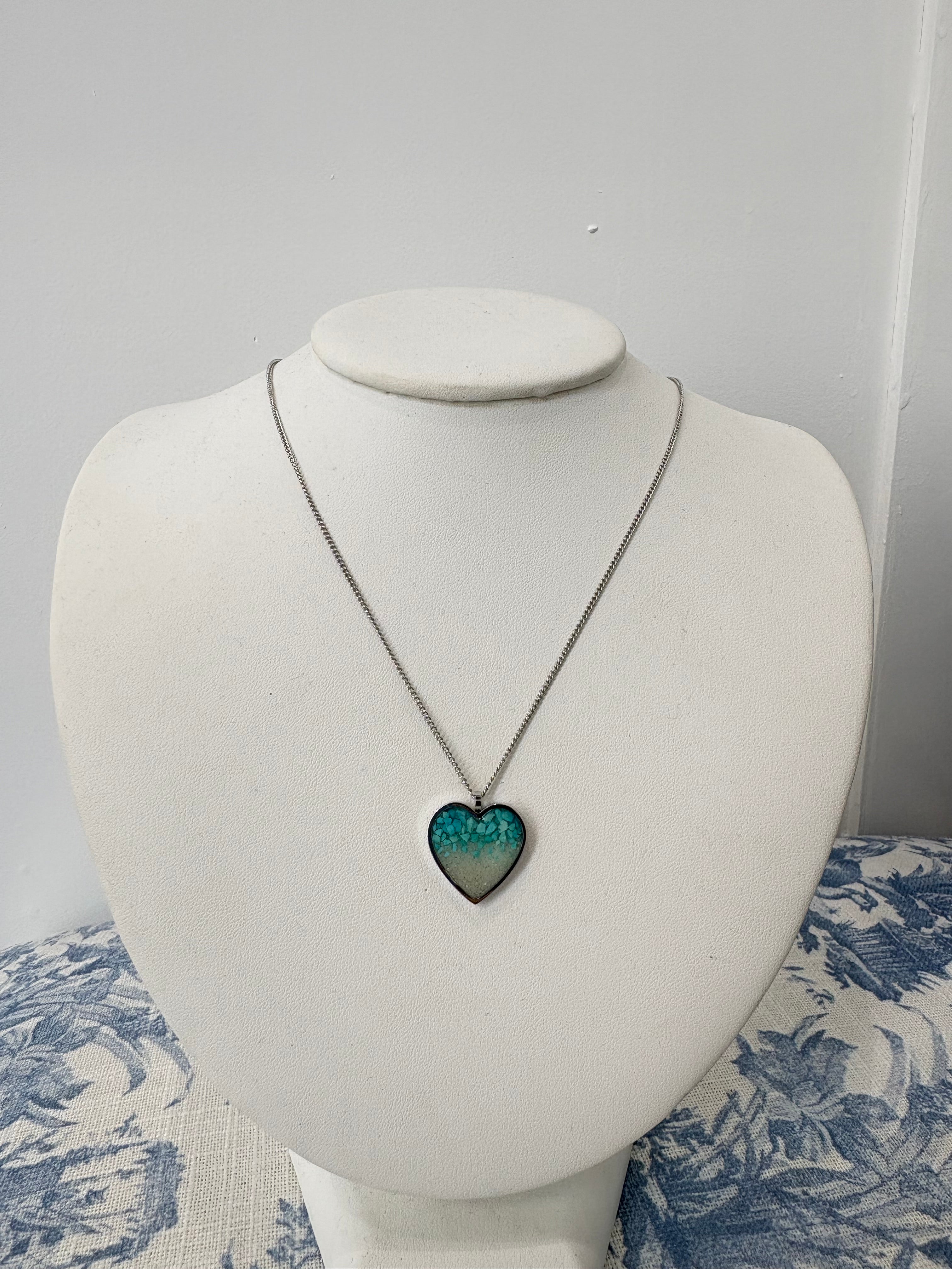 STAINLESS STEEL HEART NECKLACE