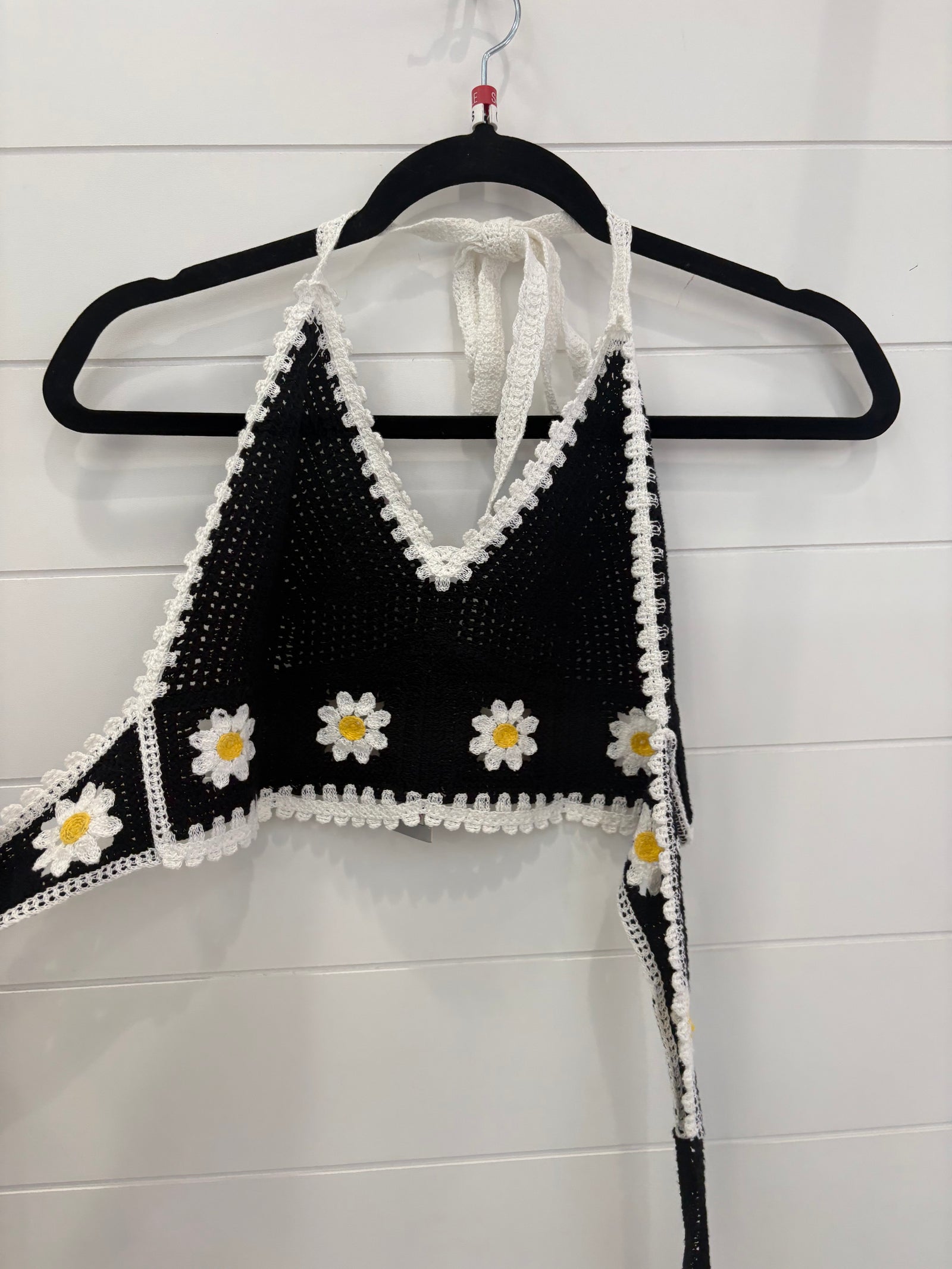 FLOWER HALTER TOP - Molly's! A Chic and Unique Boutique 