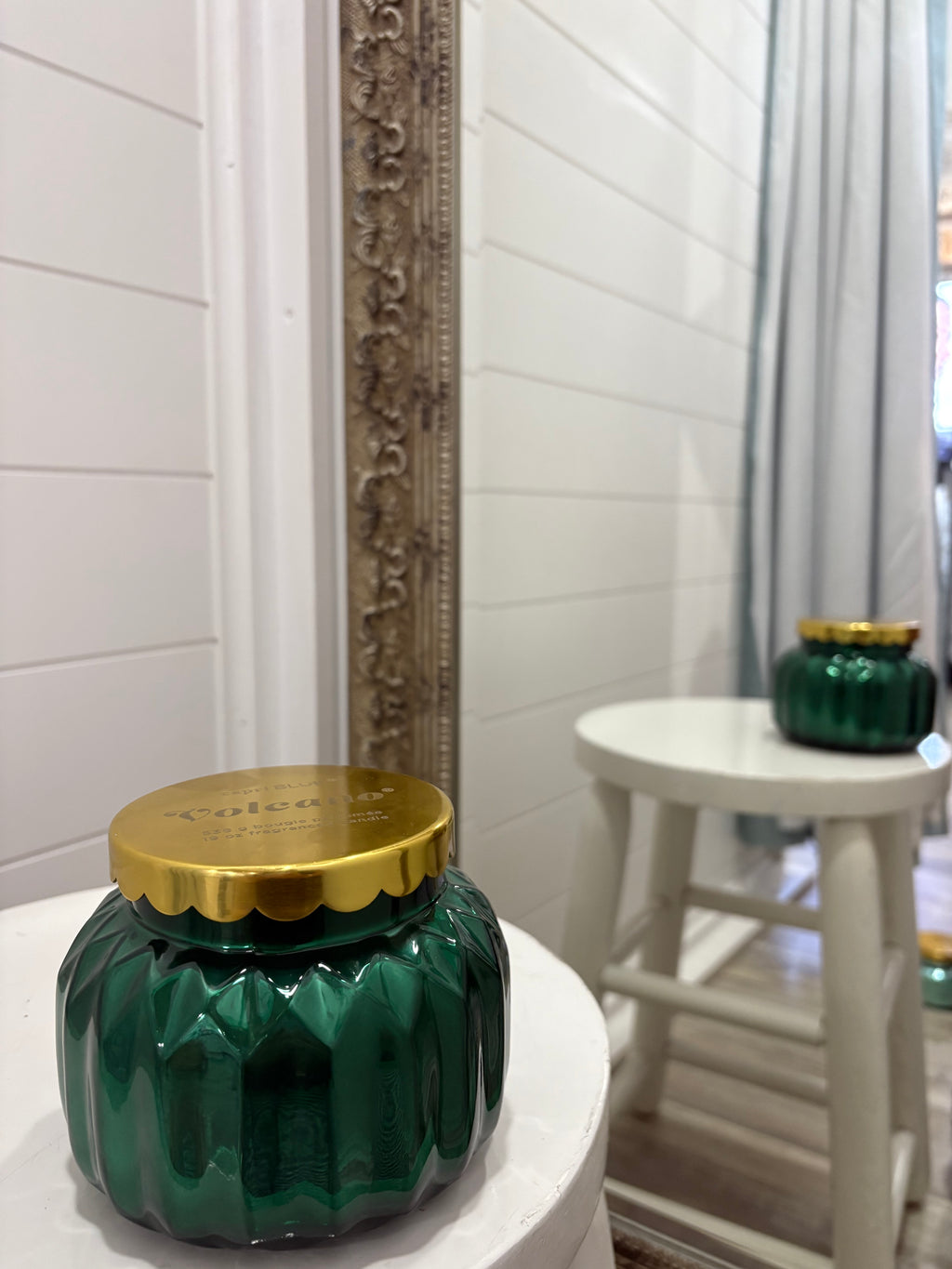 ROYAL GEM SIGNATURE VOLCANO CANDLE- 19OZ - Molly's! A Chic and Unique Boutique 