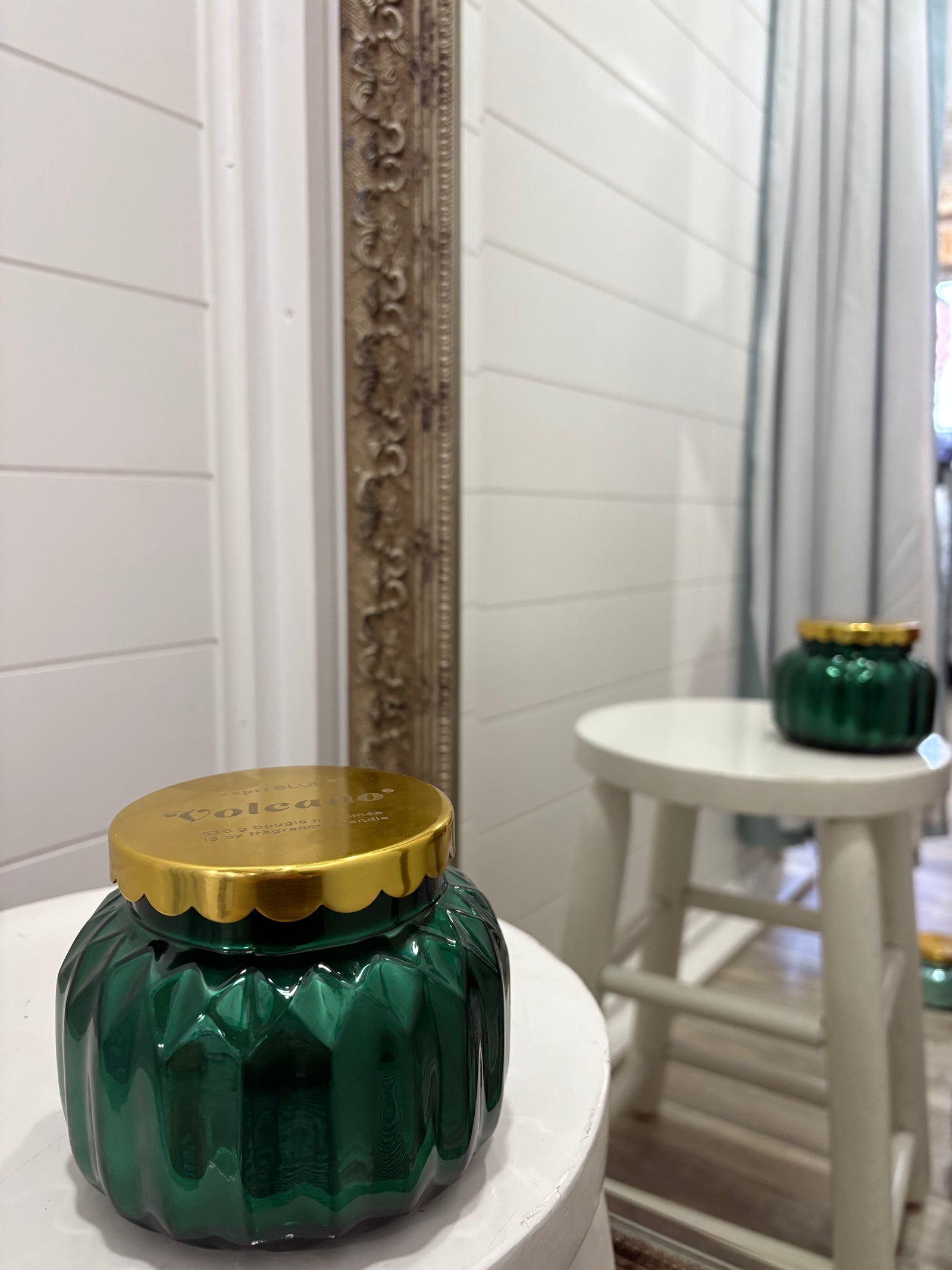 ROYAL GEM SIGNATURE VOLCANO CANDLE- 19OZ - Molly's! A Chic and Unique Boutique 