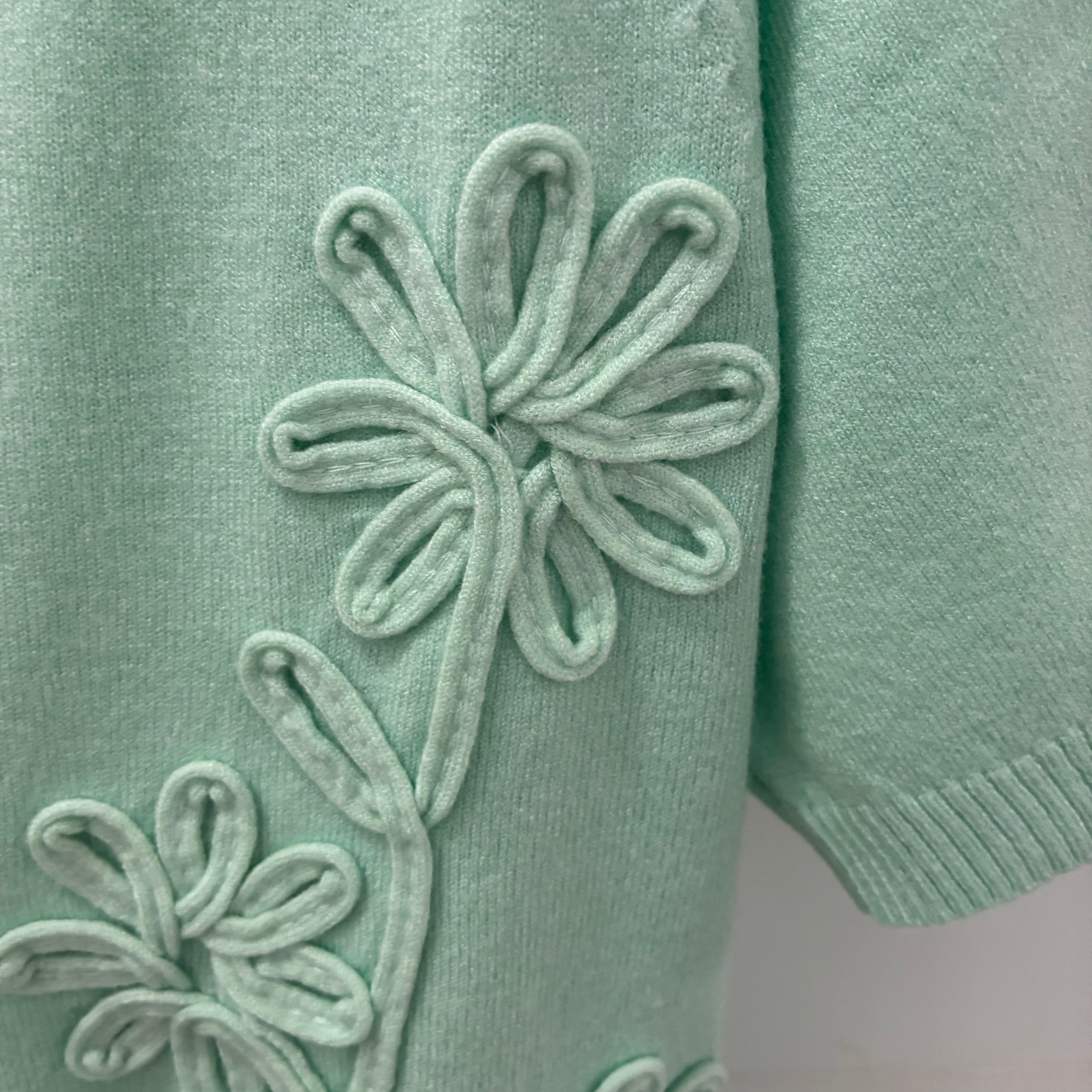 HEAVENLY-LUXE FLORAL SHORT SLEEVE TOP - Molly's! A Chic and Unique Boutique 