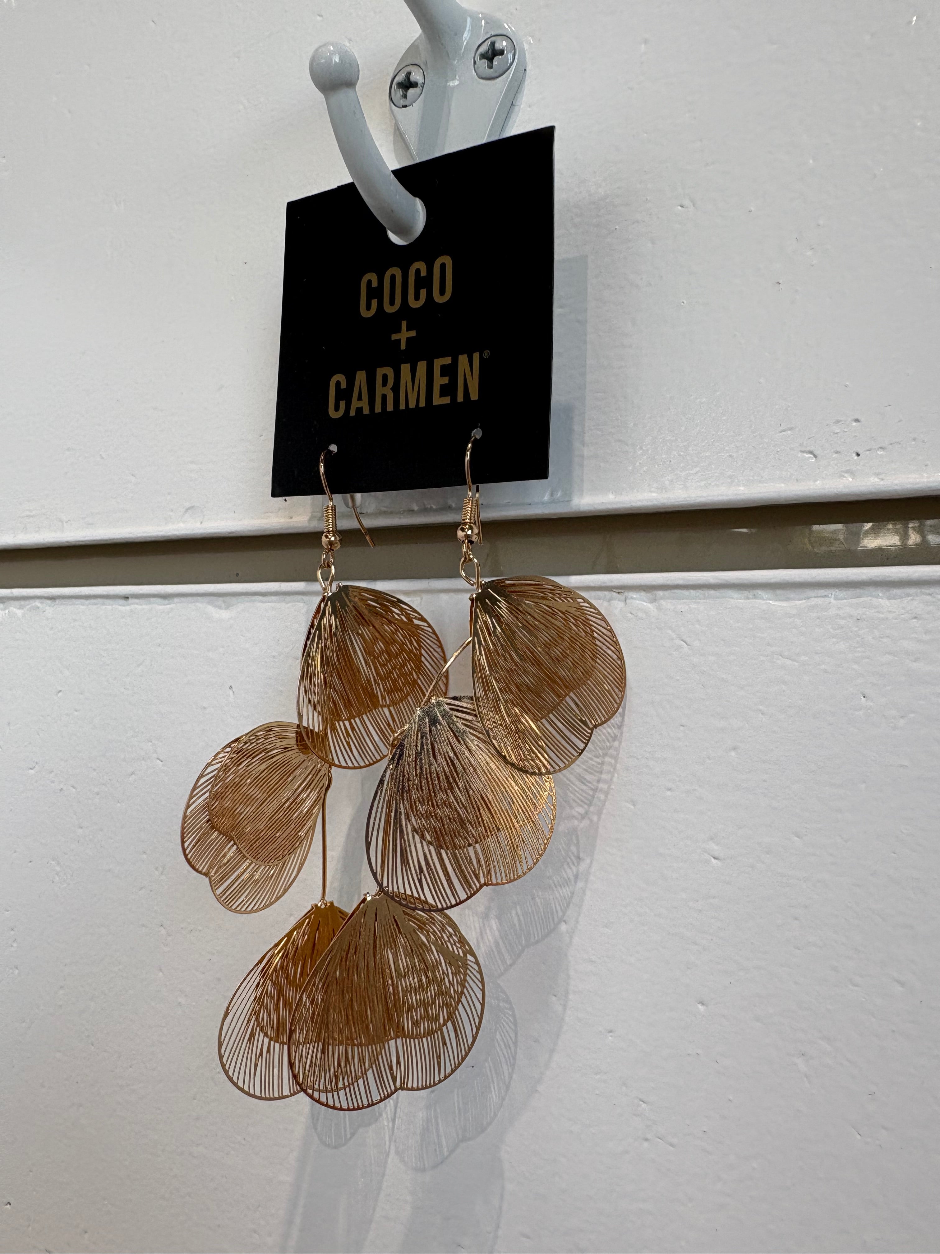 KENI EARRINGS GOLD - Molly's! A Chic and Unique Boutique 