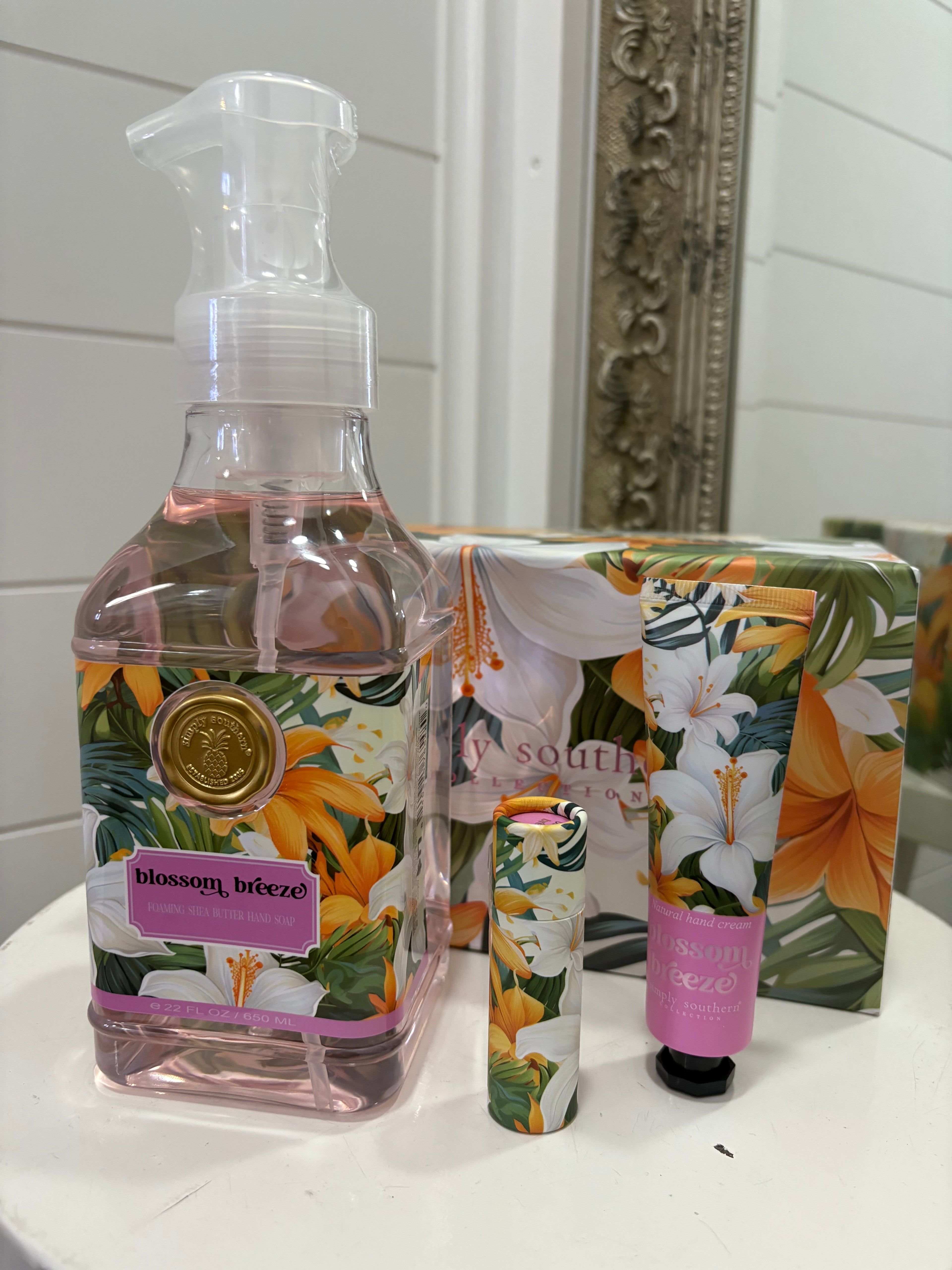 BLOSSOM BREEZE HANDCREAM - Molly's! A Chic and Unique Boutique 