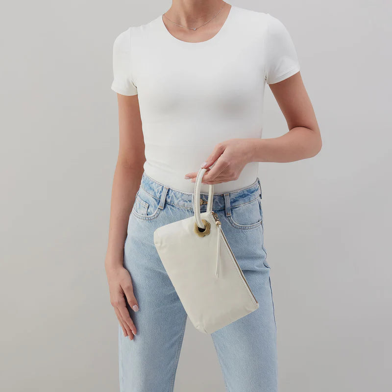 DAISY DAZE LARGE WRISTLET - Molly's! A Chic and Unique Boutique 