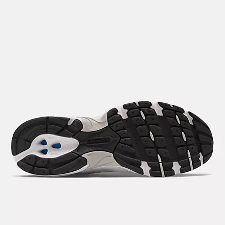 MENS 530- WHITE WITH SILVER METALLIC