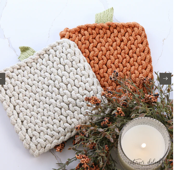 Pumpkin Knit Pot Holder Cream