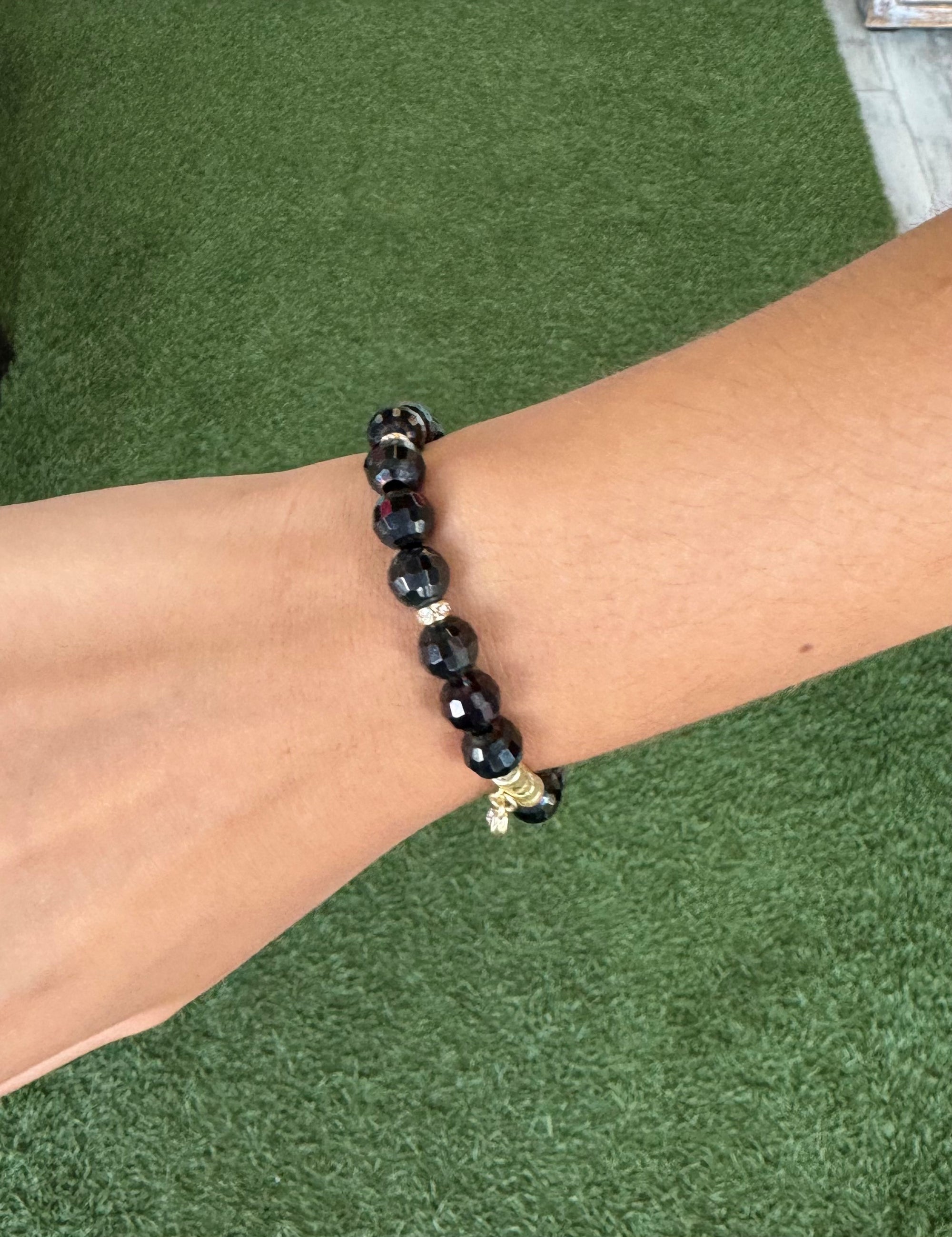 8MM STRETCH BRACELET - Molly's! A Chic and Unique Boutique 