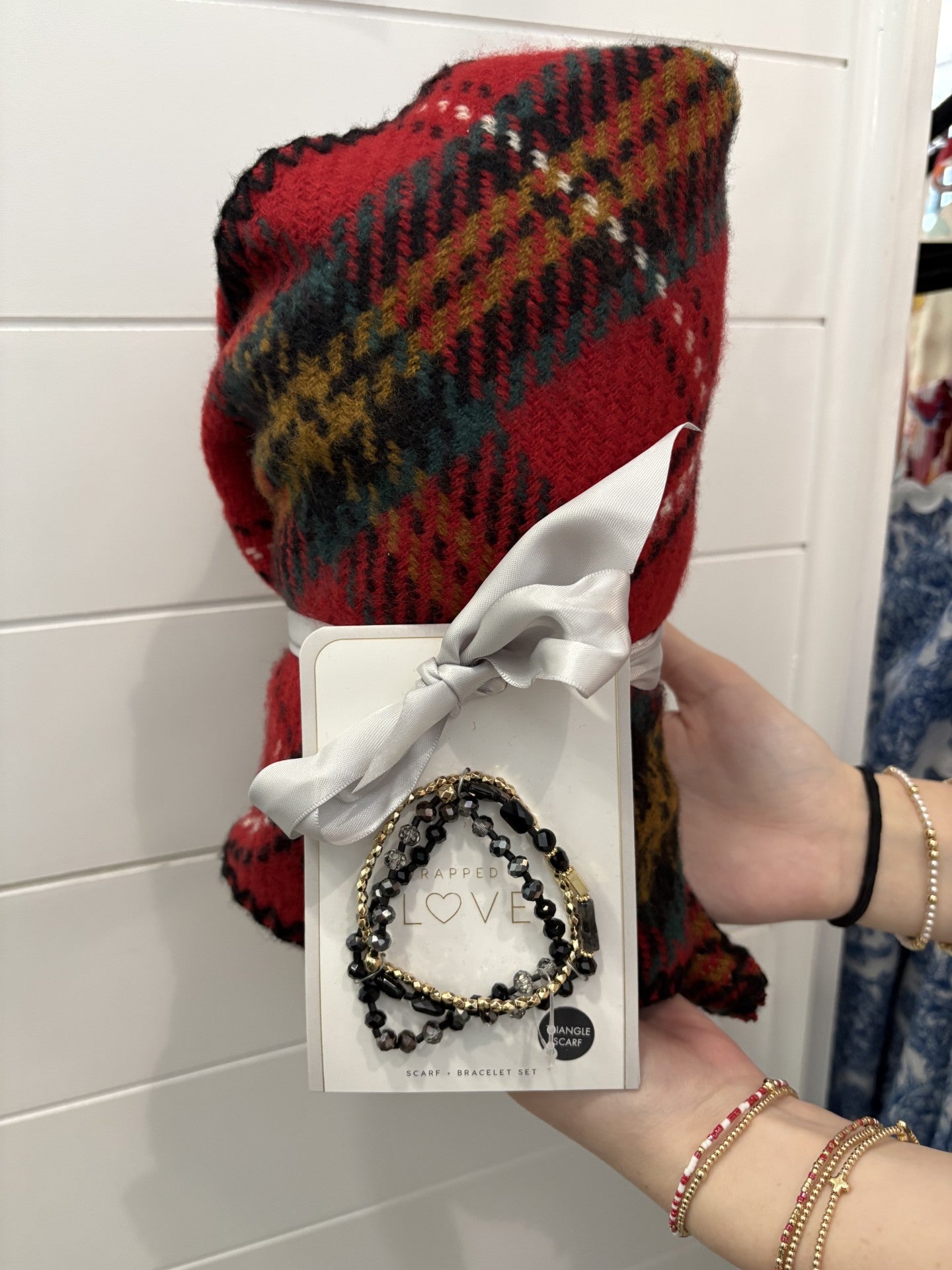 PLAID SCARF + BRACELET SET