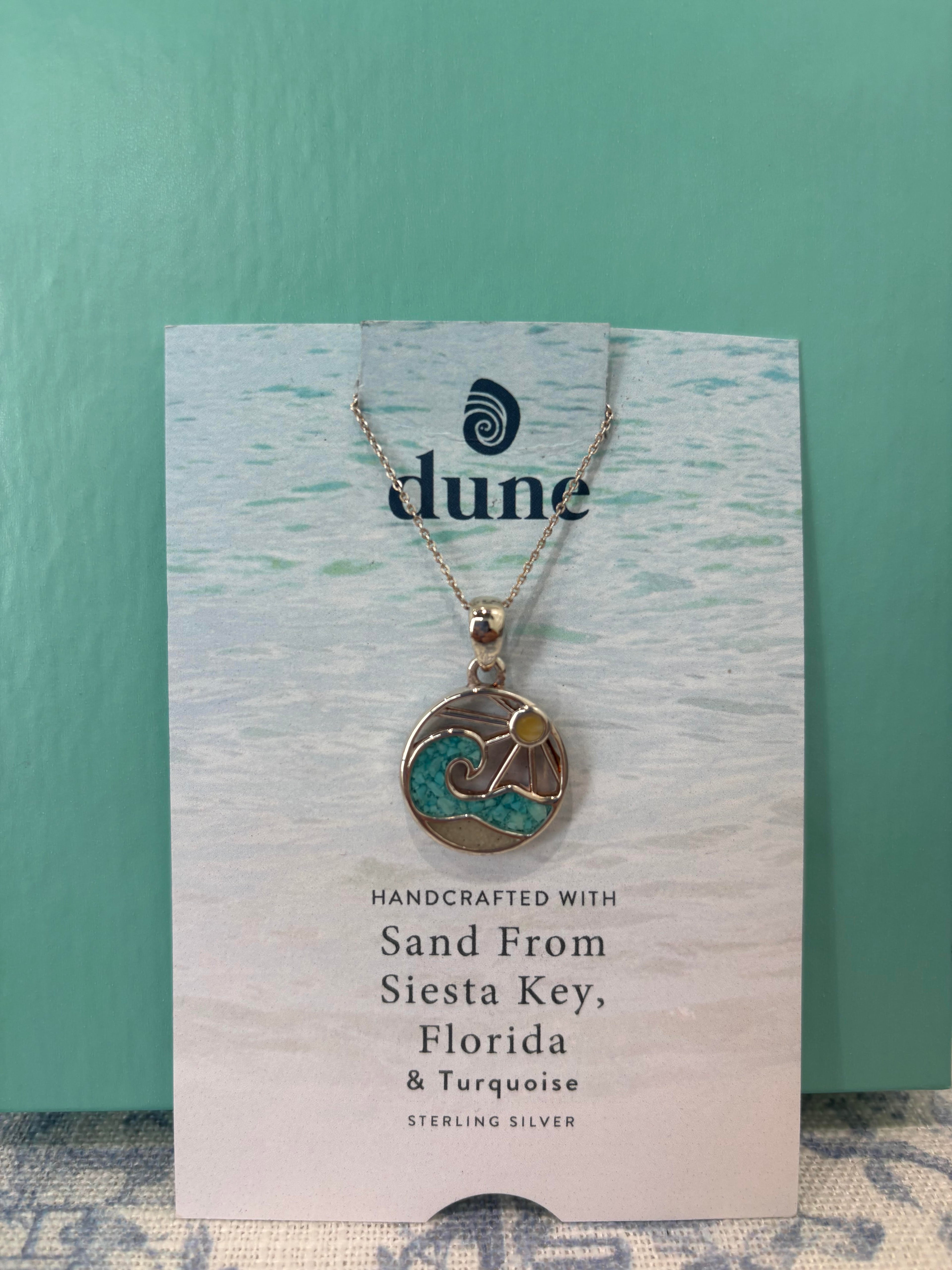 BEACH DAY NECKLACE