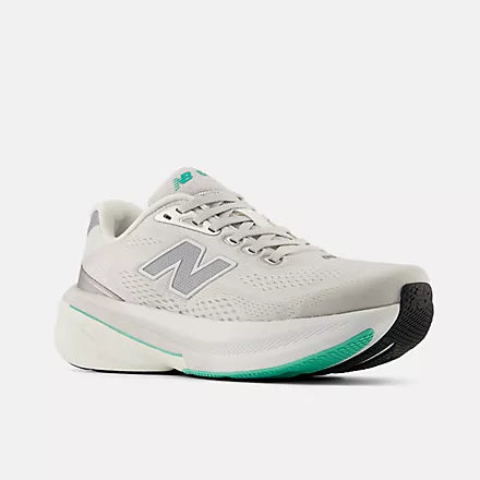 WOMEN'S 860
