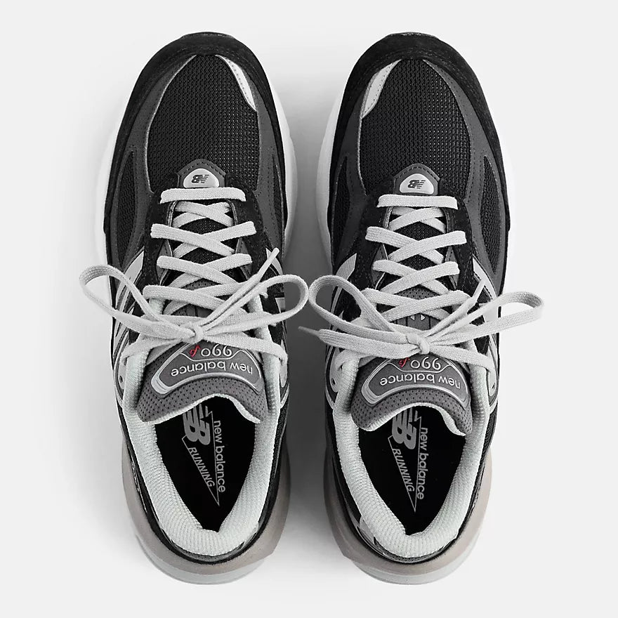WOMEN'S 990v6