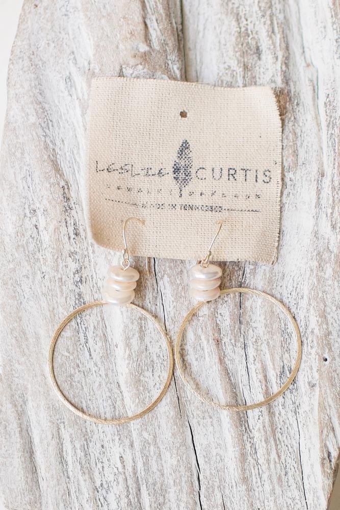 LA JOLLA - STACKED COIN PEARL HOOP EARRINGS - Molly's! A Chic and Unique Boutique 
